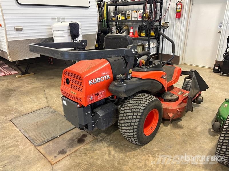Kubota ZD 331 Zero-Turn 72 in Lawn Mower ركوب الحشائش