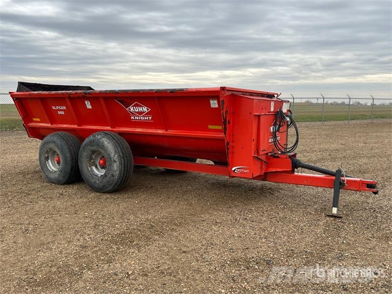 Kuhn Knight 8118 Side Slinger 3 ft T/A Manure Spreader Esparcidoras de abono