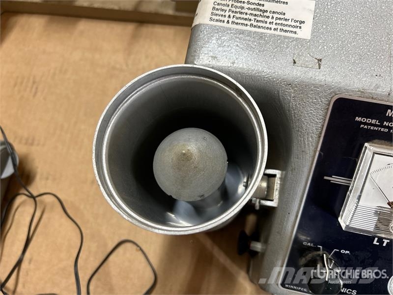Labtronics Moisture Tester & Scales Drugi deli
