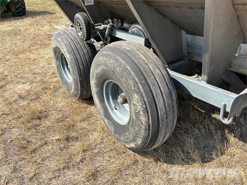  Lakeside 506 T/A Fertilizer Spreader 液体肥料散布機