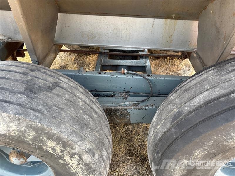  Lakeside 506 T/A Fertilizer Spreader 液体肥料散布機