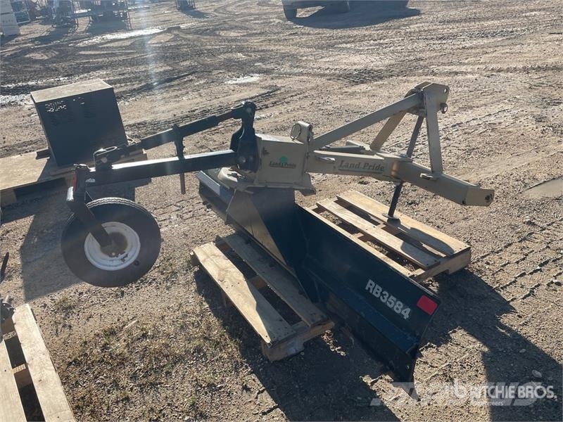 Land Pride RB3584 84 in 3 pt Hitch Blade Attachment Tolólapok