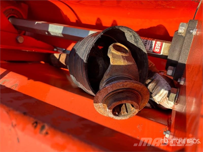 Land Pride RTA2064 64 in 3-Point Rotary Tiller Motoreggen / Rototiller