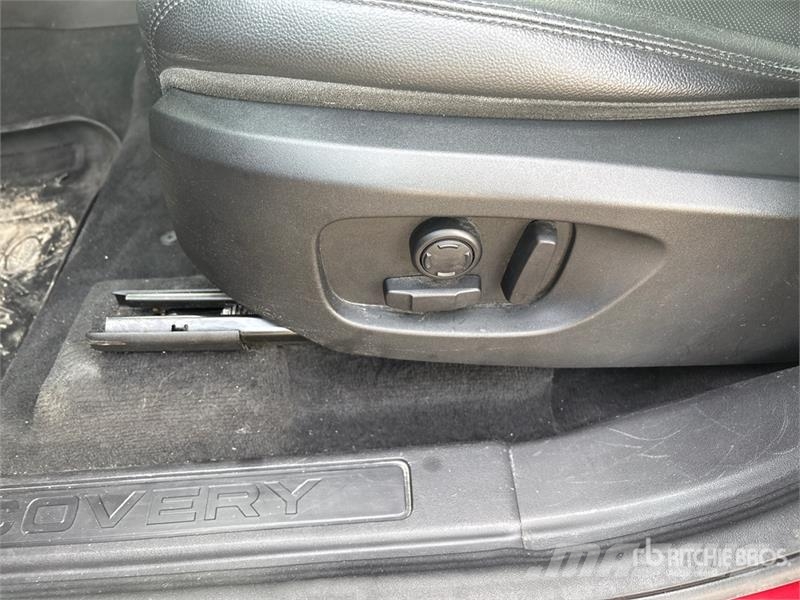Land Rover Discovery Sport HSE Si4 AWD SUV سيارات