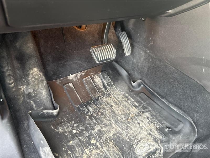 Land Rover Discovery Sport HSE Si4 AWD SUV سيارات