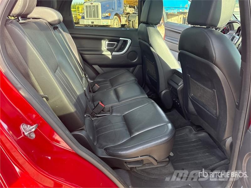 Land Rover Discovery Sport HSE Si4 AWD SUV سيارات