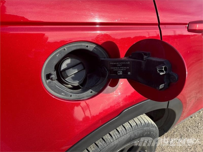Land Rover Discovery Sport HSE Si4 AWD SUV سيارات
