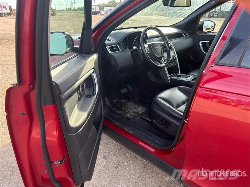 Land Rover Discovery Sport HSE Si4 AWD SUV سيارات