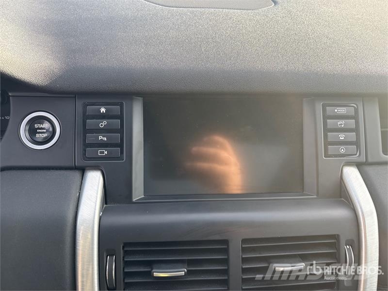 Land Rover Discovery Sport HSE Si4 AWD SUV سيارات