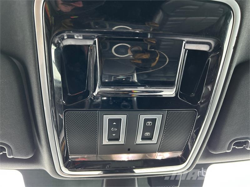 Land Rover Range Rover Sport 4WD SUV Avtomobili