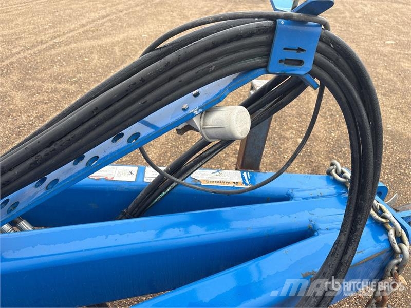 Landall 7450-44 44 ft Offset High-Speed Disc Crover crop