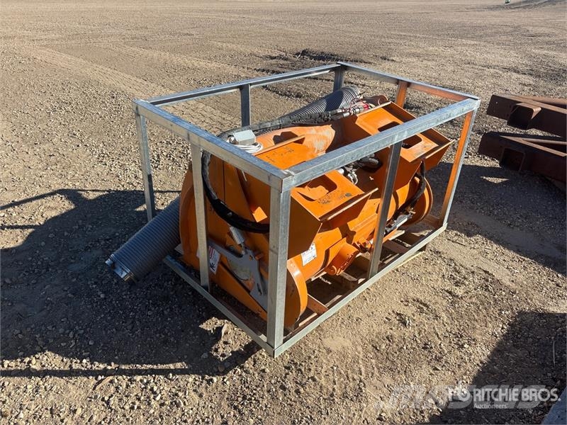 Landhonor 48 in Skid Steer Concrete Mixer Betonmolens