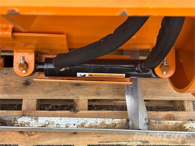 Landhonor 48 in Skid Steer Concrete Mixer (Unused) Betonmischer