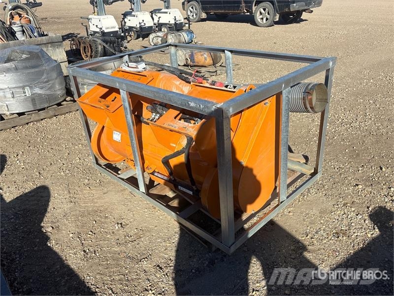 Landhonor 48 in Skid Steer Concrete Mixer Betonmolens