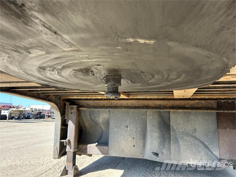 Landoll 53 ft Tri/A Sliding Axle Trailer Raskeveohaagised