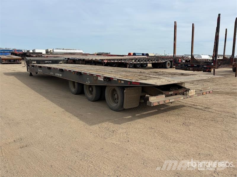 Landoll 53 ft Tri/A Sliding Axle Trailer Нискотоварачи