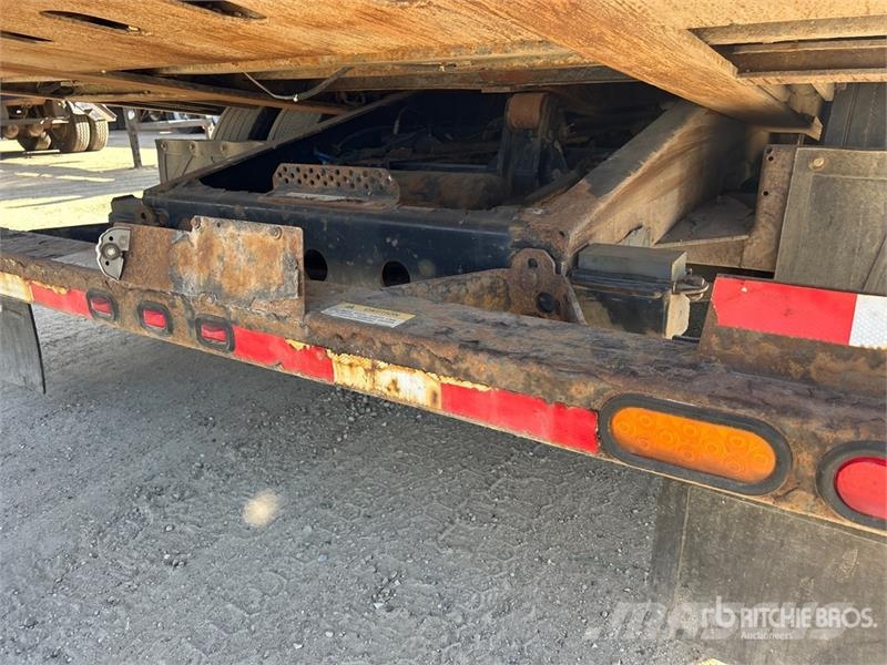 Landoll 53 ft Tri/A Sliding Axle Trailer Raskeveohaagised