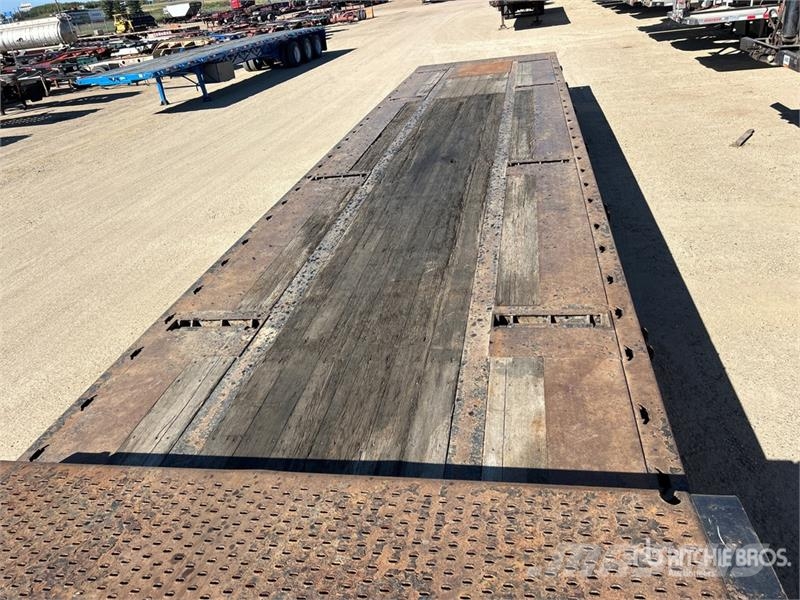 Landoll 53 ft Tri/A Sliding Axle Trailer Raskeveohaagised