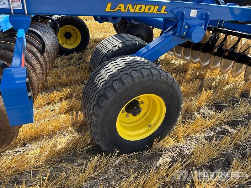 Landoll 7530 35 ft Tandem Disc Schijveneggen
