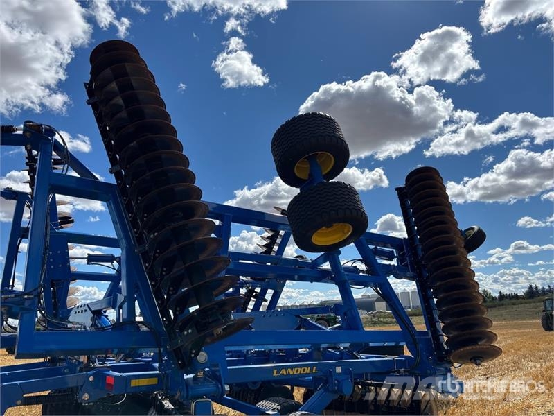 Landoll 7530 35 ft Tandem Disc Schijveneggen