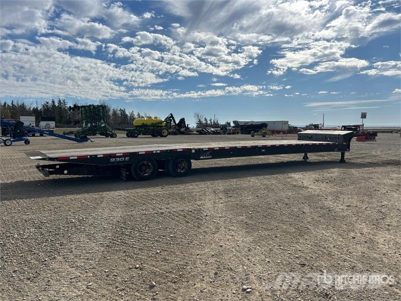 Landoll 930E 48 ft T/A Sliding Axle Trailer Низькорамні причепи