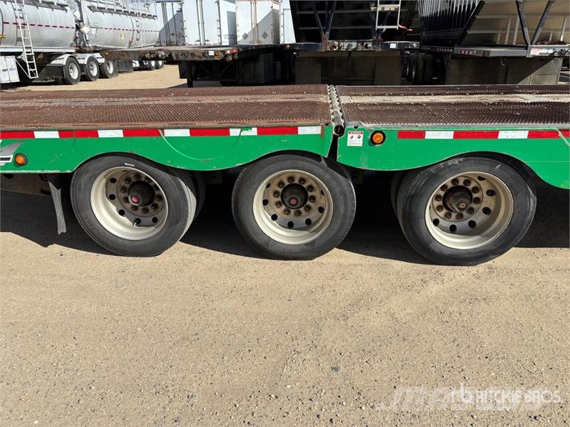 Landoll 950-52-14 52 ft Tri/A Hydraulic Tail Trailer Zemie treileri