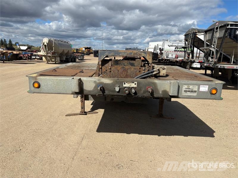 Landoll 950-52-14 52 ft Tri/A Hydraulic Tail Trailer Zemie treileri