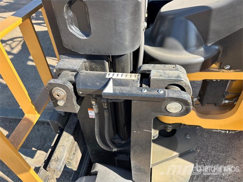 Landoll B30/42E180D Series IV 3000 lb Electric Forklift Sähkötrukit