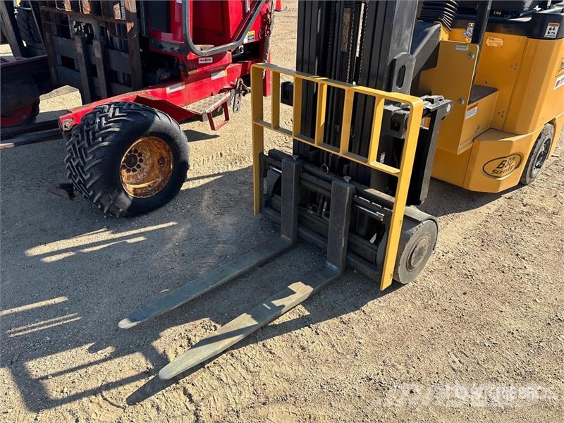Landoll B30/42E180D Series IV 3000 lb Electric Forklift Sähkötrukit