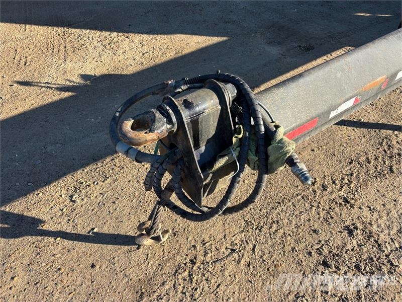  Langfab 16 ft Tri/A Pup Dump Trailer مقطورات قلابة
