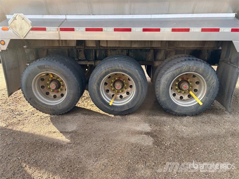 Lazer 150F 22000 L Tri/A Tanker Trailer Cisterna
