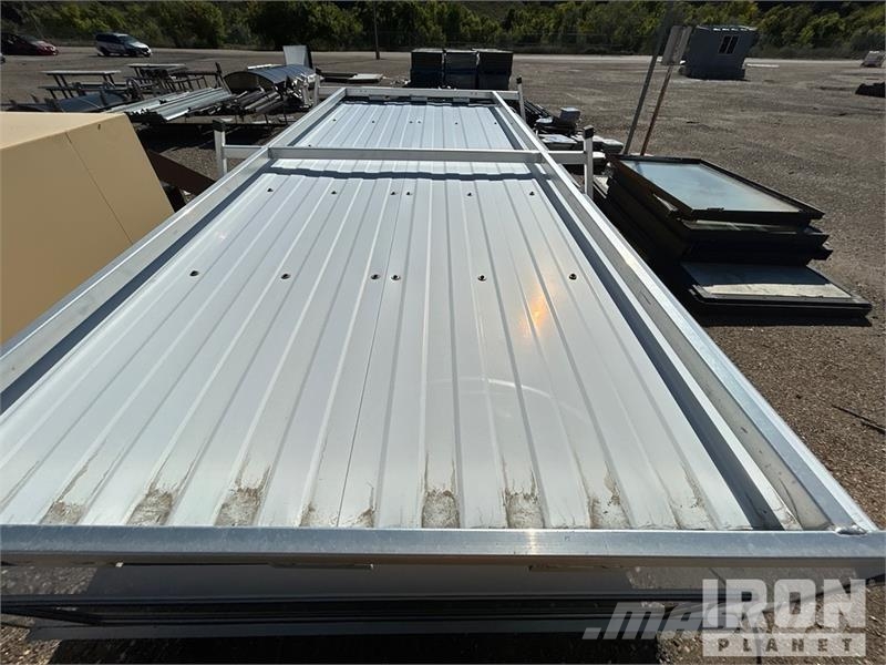 Leer 100 in x 63 in Truck Cap Καμπίνες και εσωτερικό