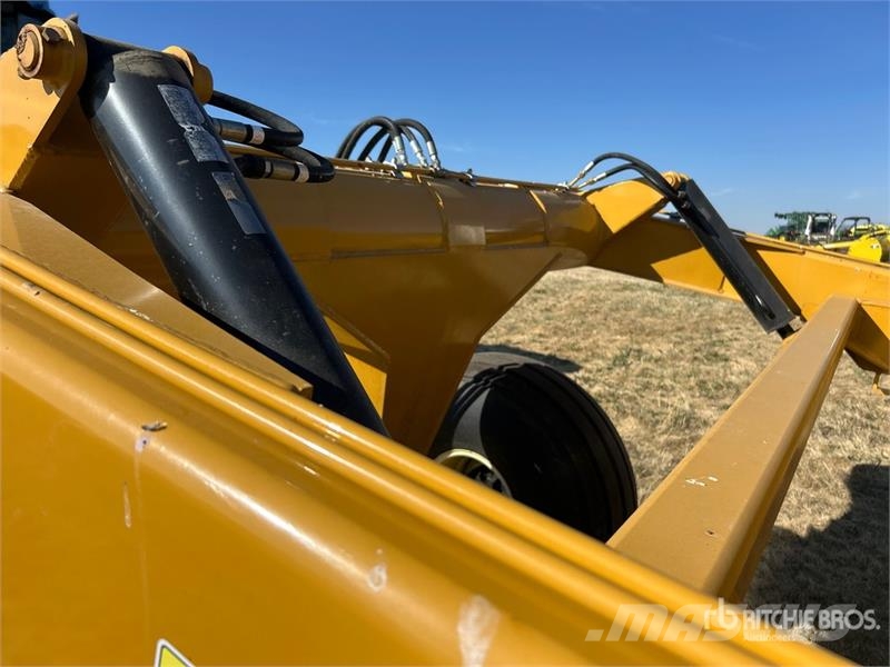 Leon 1700A 4 Tire Hydraulic Pull Scraper (Unused) Strugači