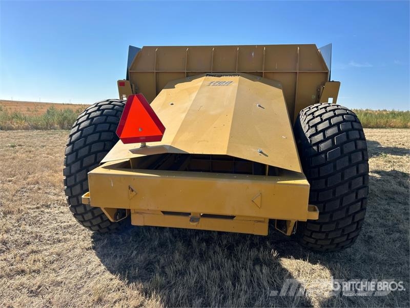 Leon 1700A 4 Tire Hydraulic Pull Scraper (Unused) Strugači