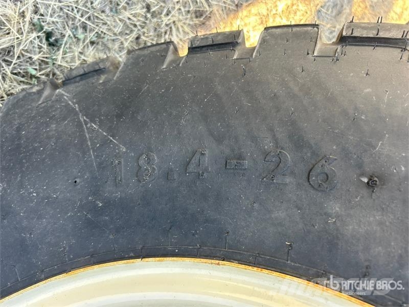 Leon 1700A 4 Tire Hydraulic Pull Scraper (Unused) Strugači