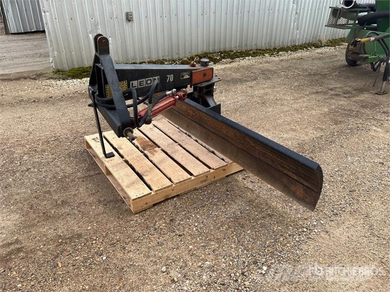 Leon 70-96 96 in 3-Point Land Leveler Rodillos