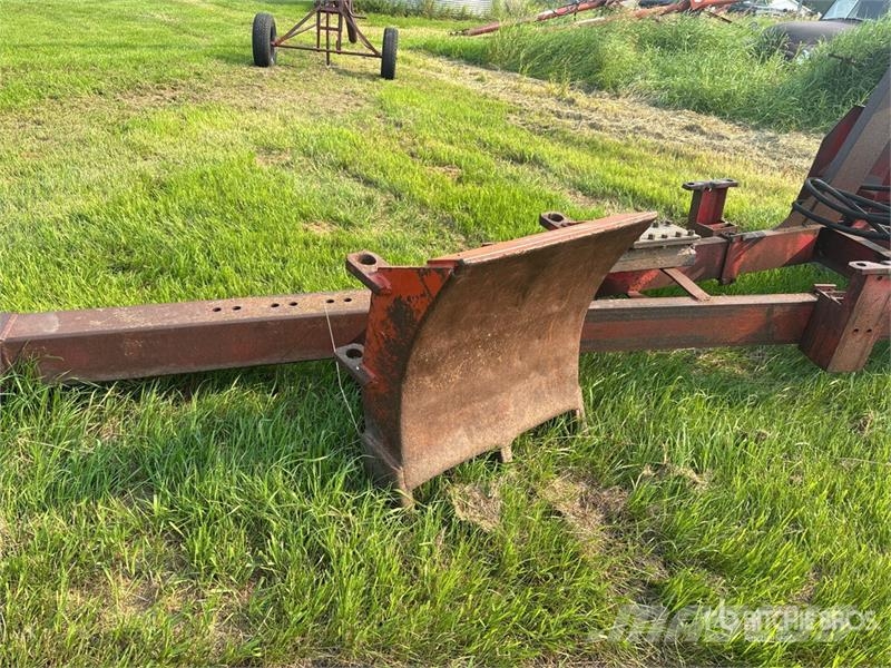 Leon 96 in Dozer Blade Πτερύγια