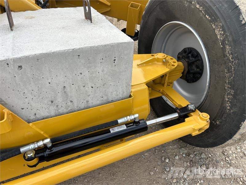 Leon GZ425 2 Tire Hydraulic 14 ft Pull Scraper Skrobaki