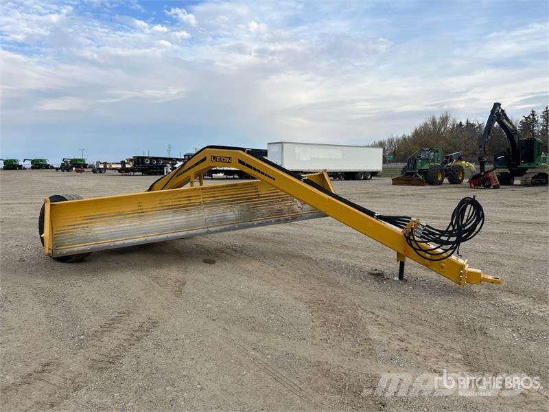 Leon GZ425 2 Tire Hydraulic 14 ft Pull Scraper Skrobaki