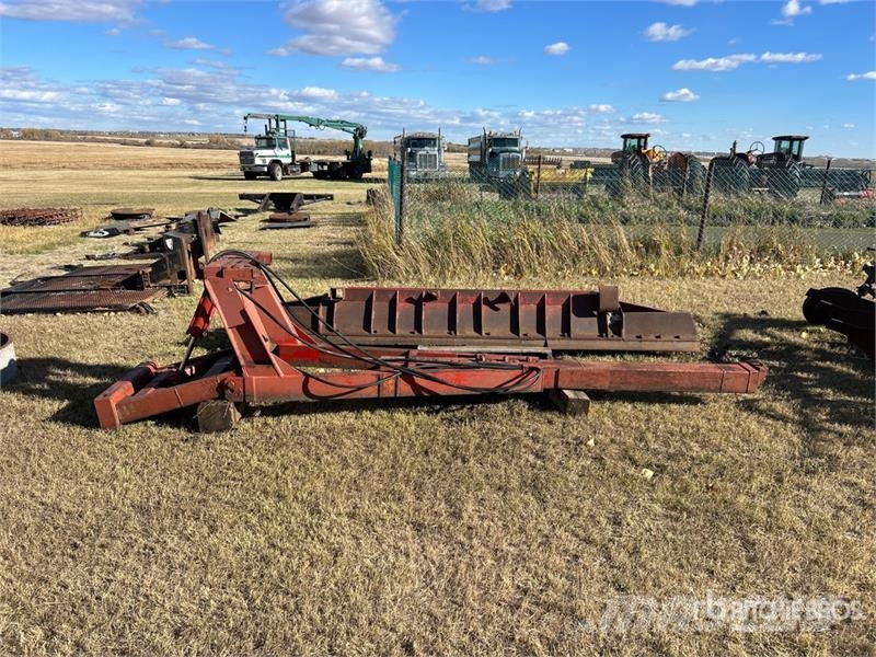 Leon's Tractor Mount & 12 Ft Leon Dozer Blade Other components