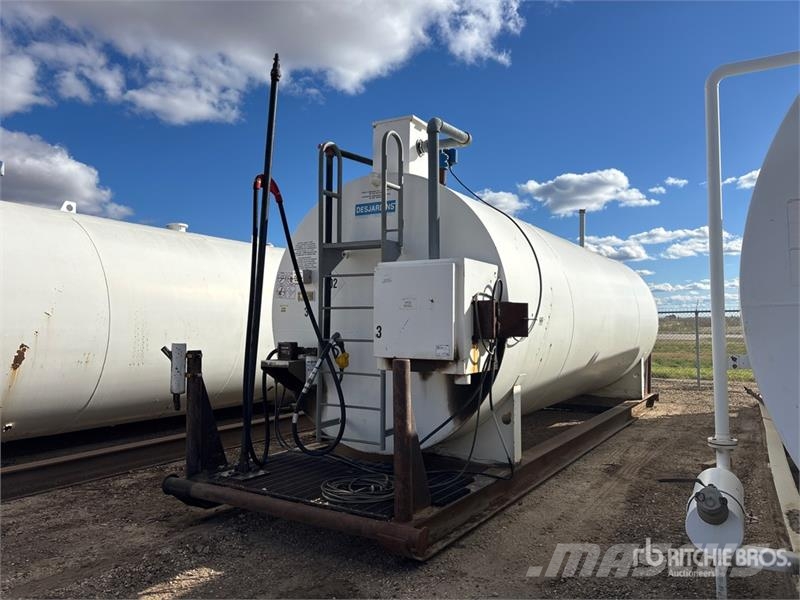  Les Industries Desjardin 35214 L Skid Mounted Stee Fuel and additive tanks