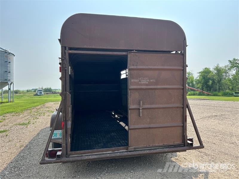 Lift-Off 16 ft T/A Gooseneck Livestock Trailer 動物運輸拖車