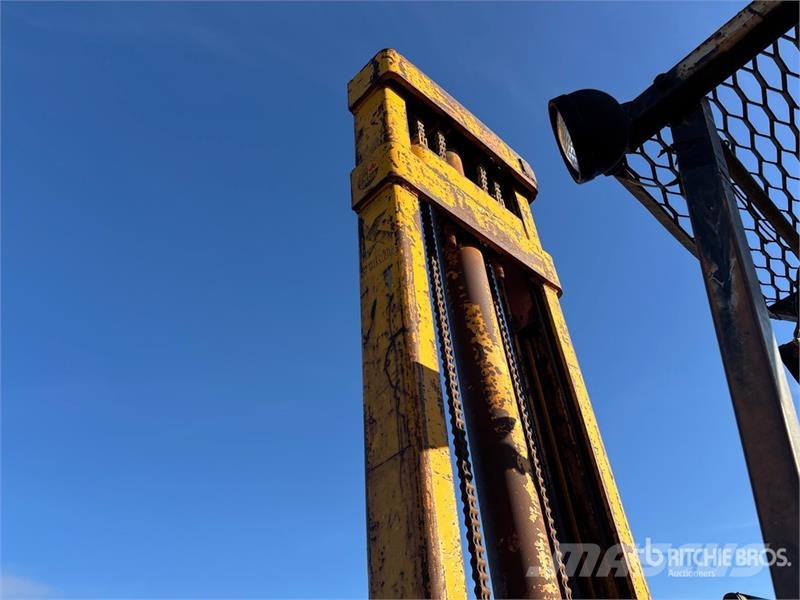 Liftking King LK800 4x2 Rough Terrain Forklift (I Terenski viličar
