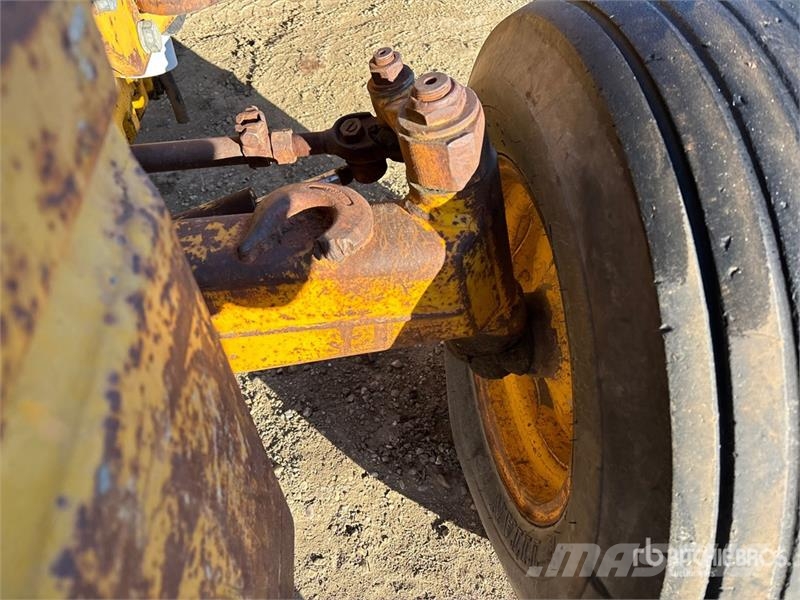 Liftking King LK800 4x2 Rough Terrain Forklift (I Terenski viličar