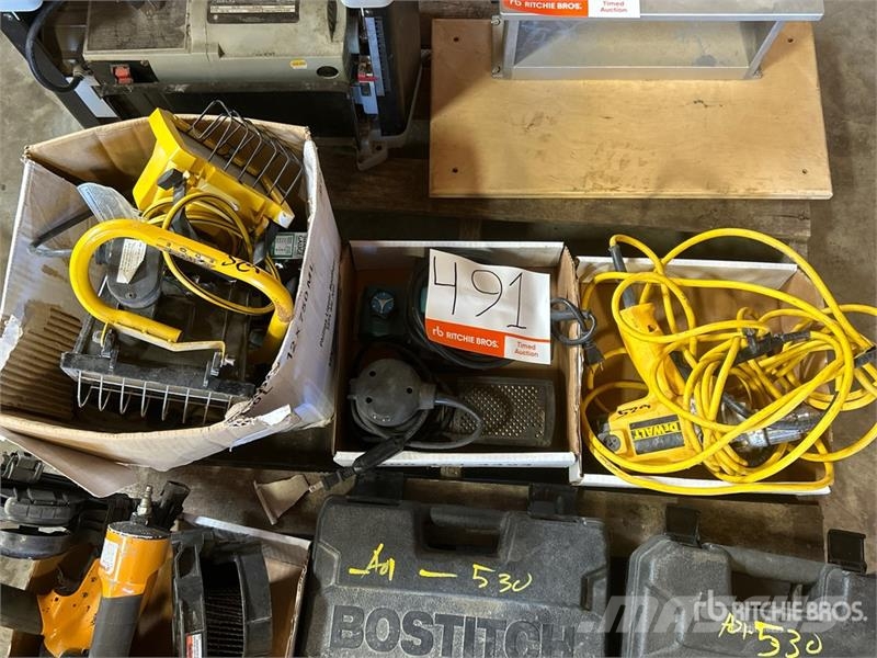  Lights, Corded Planer & Drill مكونات أخرى