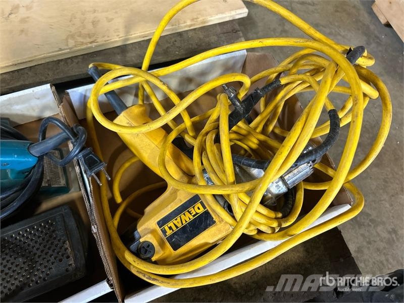  Lights, Corded Planer & Drill مكونات أخرى