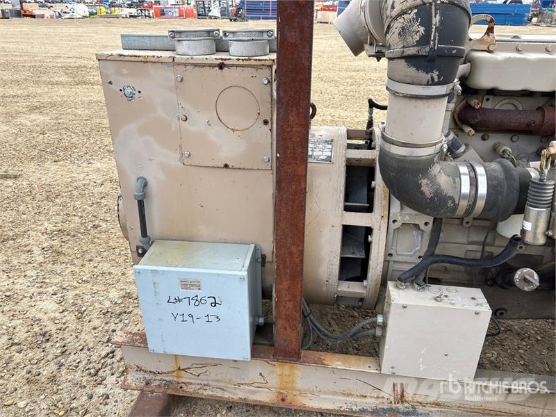 Lima 580 210 kW Skid-Mounted Generator Set ディーゼル発電機