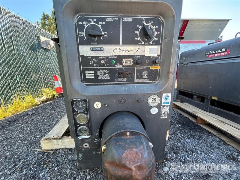 Lincoln Classic I SA200-TM27 Stick Engine Driven Welder Keevitusagregaadid