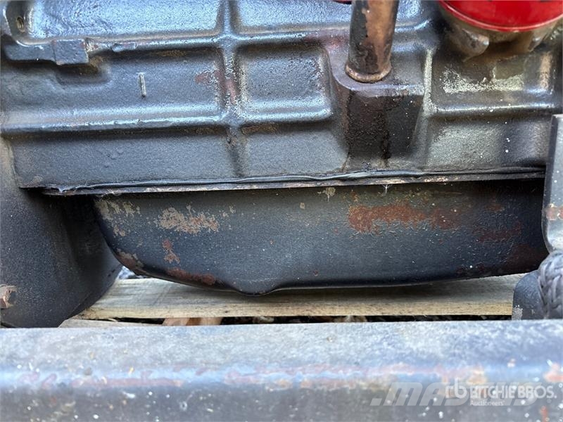 Lincoln Classic III SA300-TM27 Stick Engine Driven Welder Lasapparaten