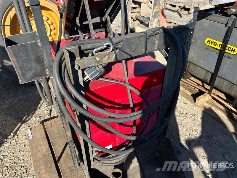 Lincoln CV300 300 A MIG Electric Welder ماكينات لحام
